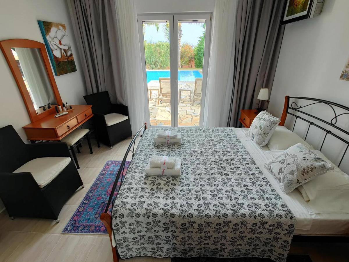 Iridia Resort Villas Finíki Kültér fotó